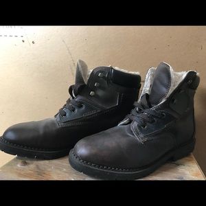Woman’s boots